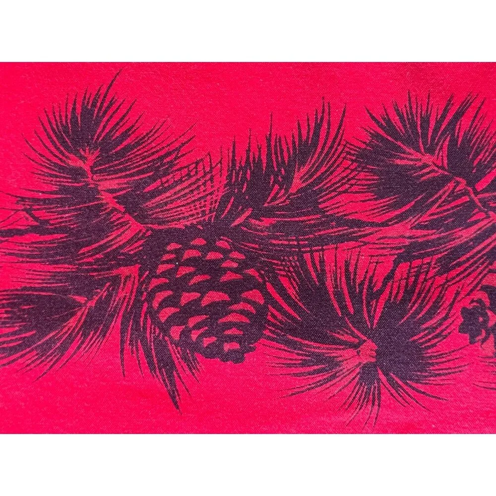 California Handprints Tablecloth Red Christmas Pinecones Gold Snowflakes…